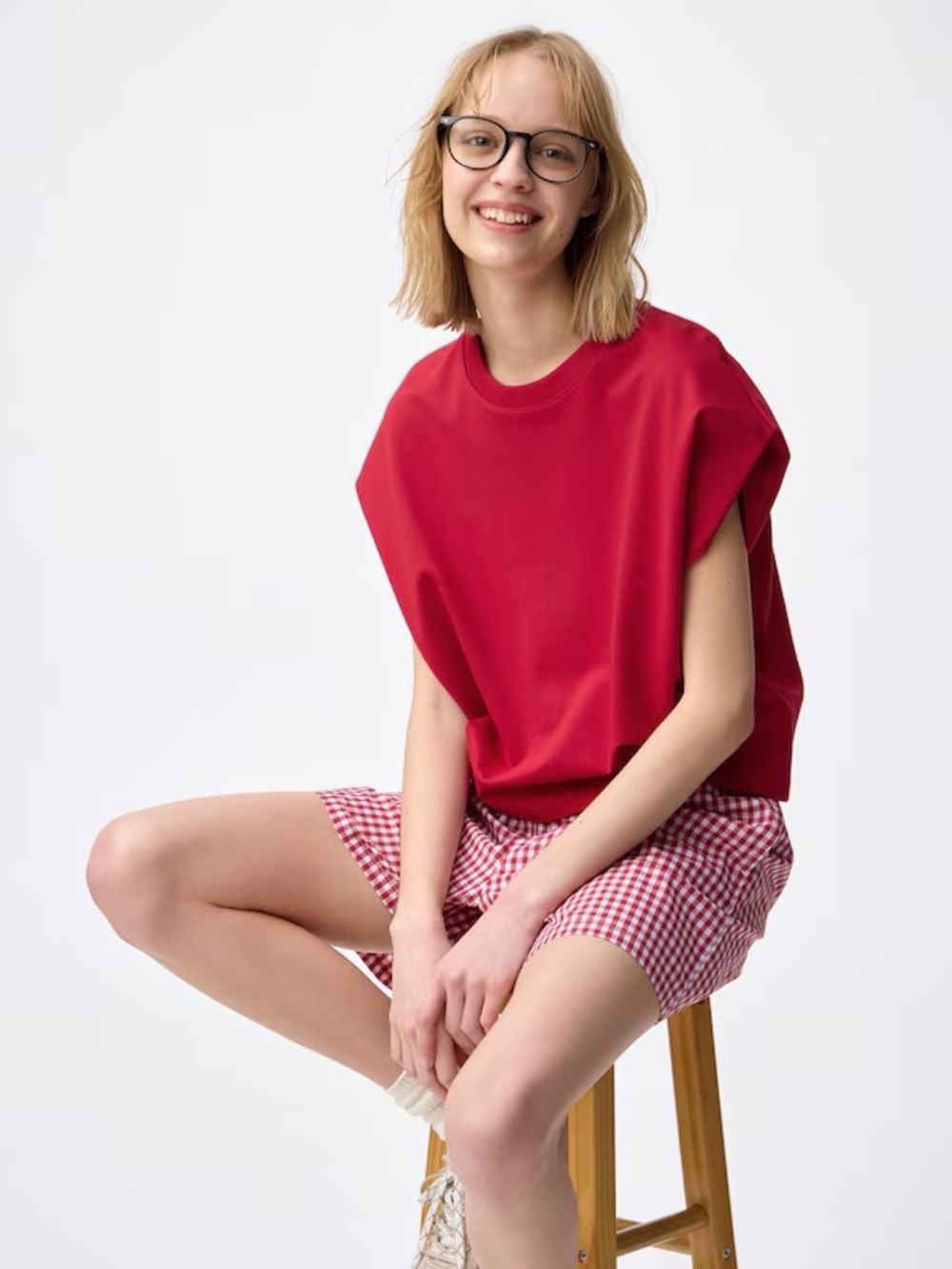 Red Sleeveless Crewneck Top
